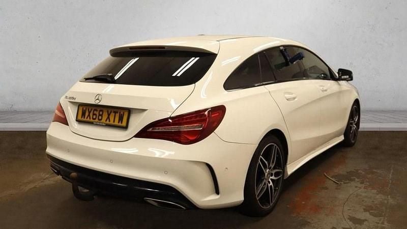 Used Mercedes CLA220 AMG line 2018 White Sedan