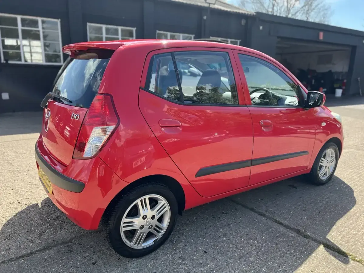 Usado Hyundai i10 Style 2009 Vermelho Citadino