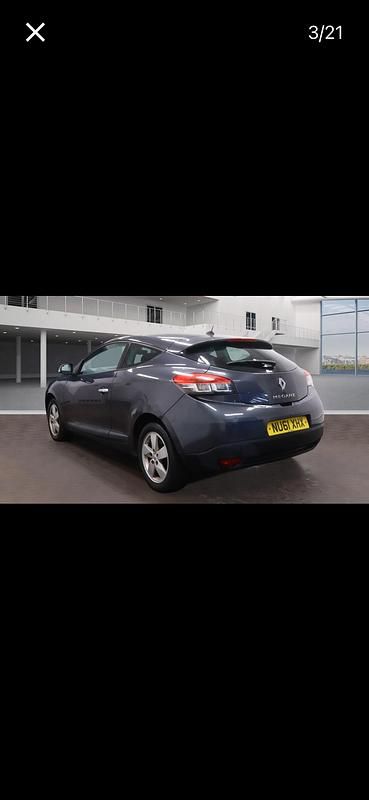 Used Renault Mégane Coupé Dynamique 2011 Grey Coupe