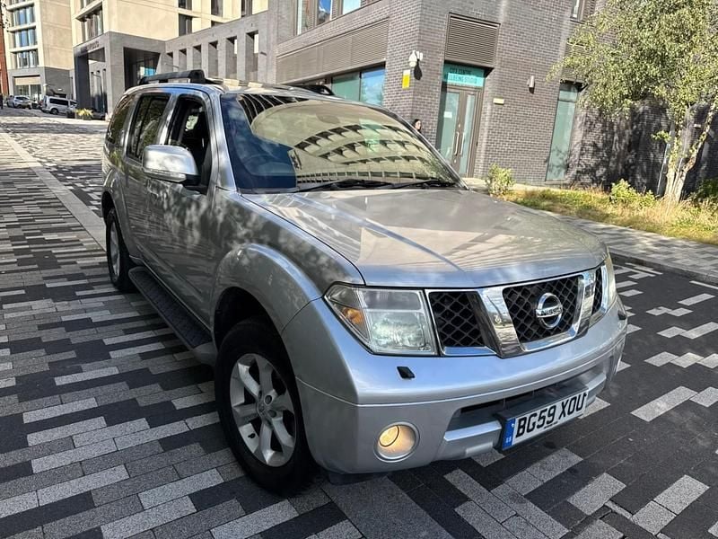 Silver Used 2009 Nissan Pathfinder Tekna SUV | £4,500 (Fair price) - Image 1/4