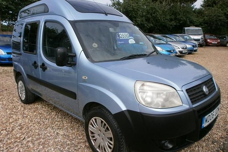 Used Fiat Doblò Active 2006 Blue MPV