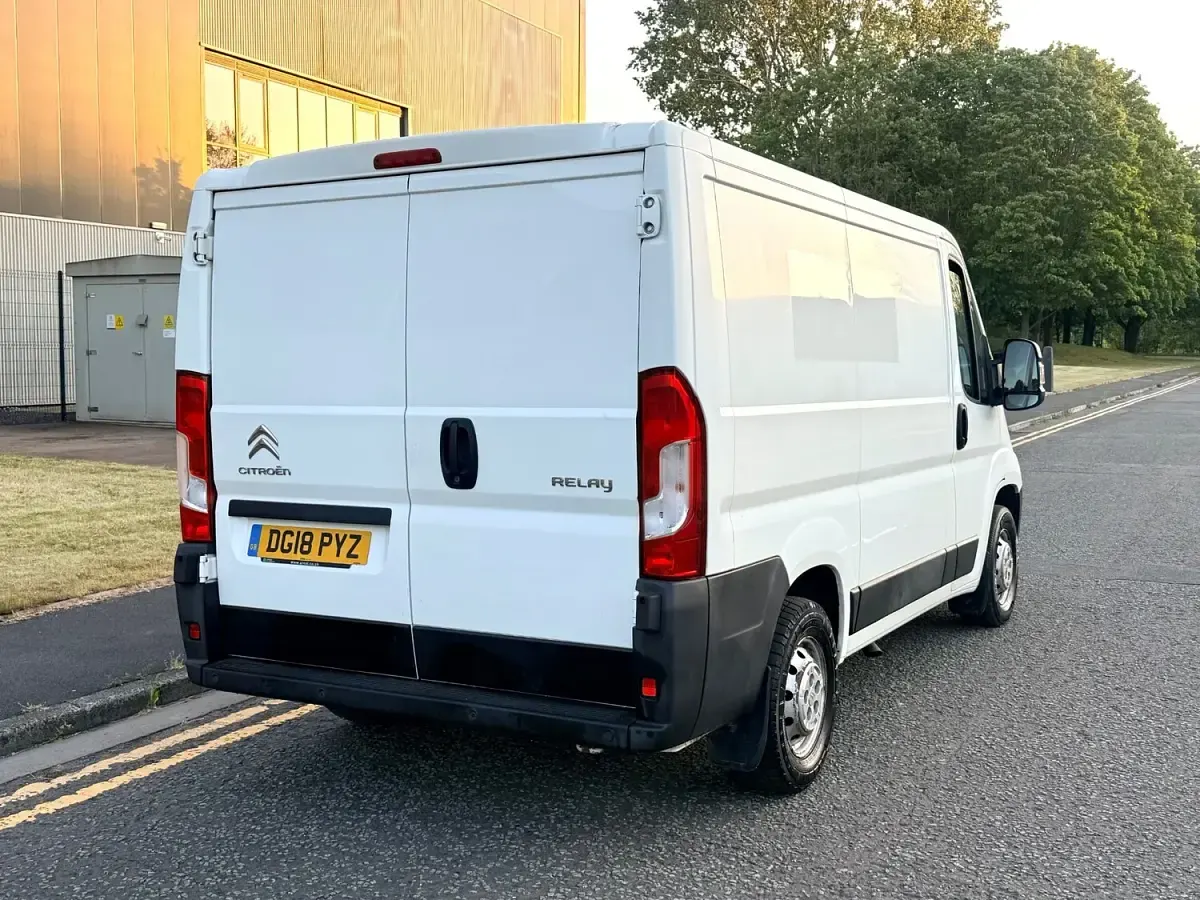 Used Citroën Relay 130 HP (95 kW) 2018 White Van