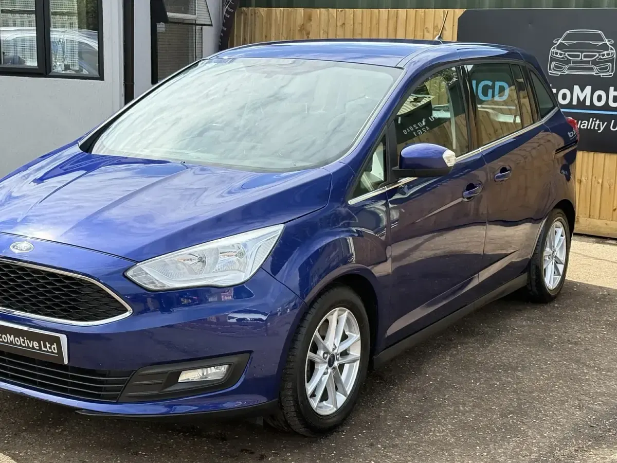 Used Ford Grand C-Max Zetec 125 HP (91 kW) 2017 Blue MPV