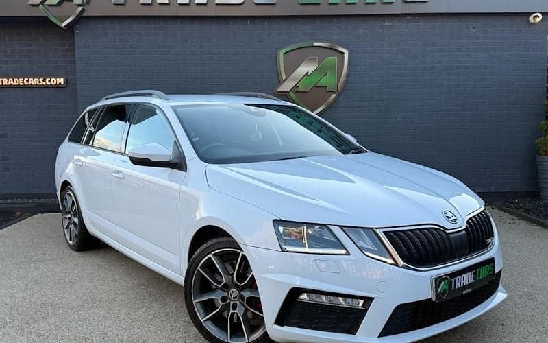 Used 2018 Skoda Octavia vRS Estate | £14,467 (Good price) - Image 1/4
