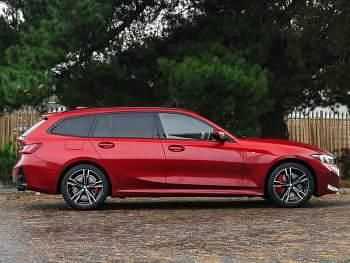 New BMW 320 M Sport 184 HP (135 kW) 2025 Red Estate