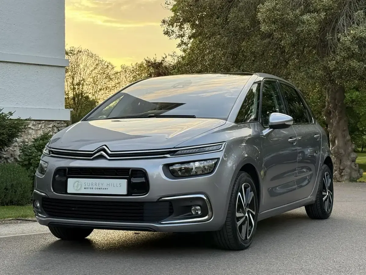 Käytetty Citroën C4 Flair 130 HP (95 kW) 2019 Harmaa Tila-auto