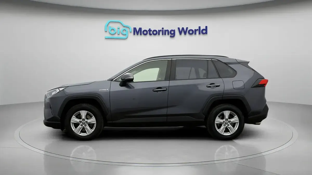 Used Toyota RAV4 Hybrid 215 HP (158 kW) 2020 SUV