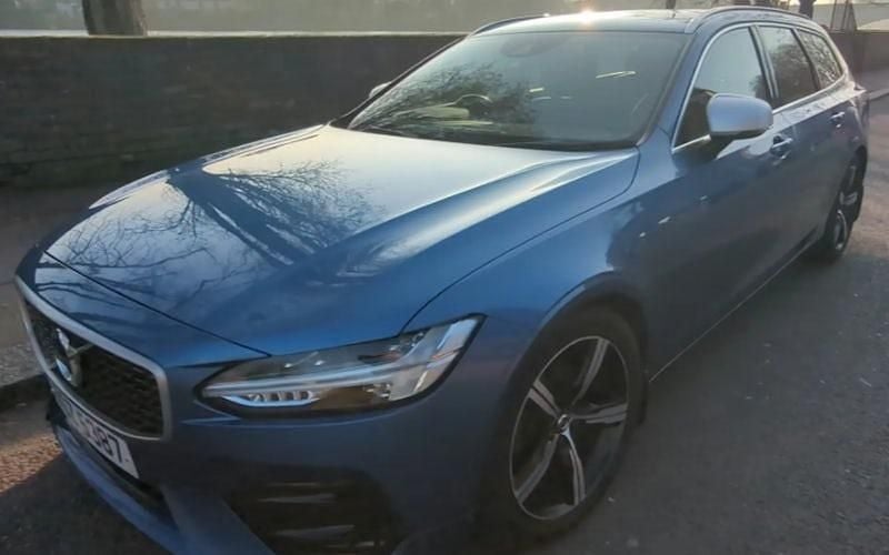 Used Volvo V90 R-Design 190 HP (139 kW) 2019 Estate