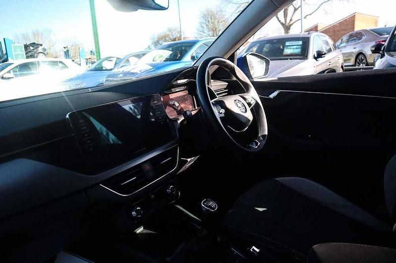 Used Skoda 110 R SE L Executive 81 HP (59 kW) 2022 Energy blue Estate