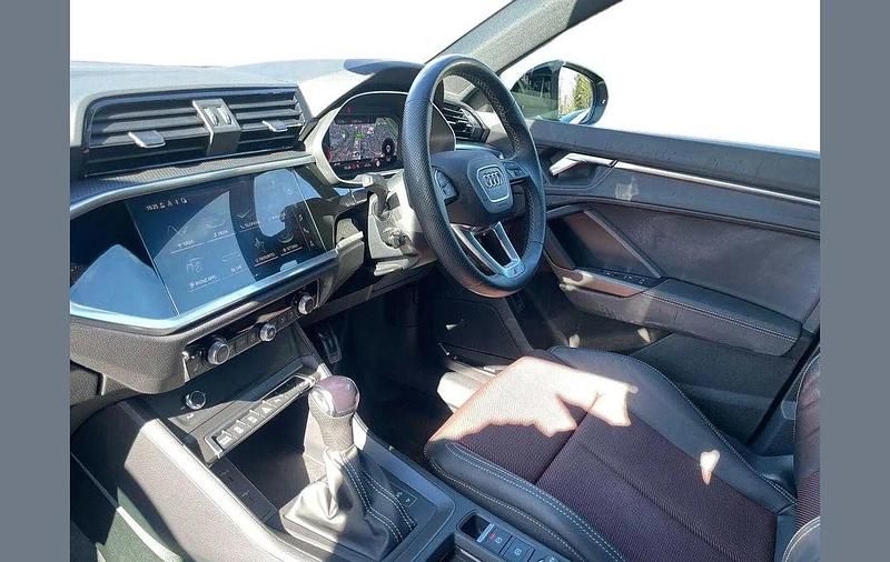 Used Audi Q3 Black Edition 187 HP (137 kW) 2023 Grey SUV