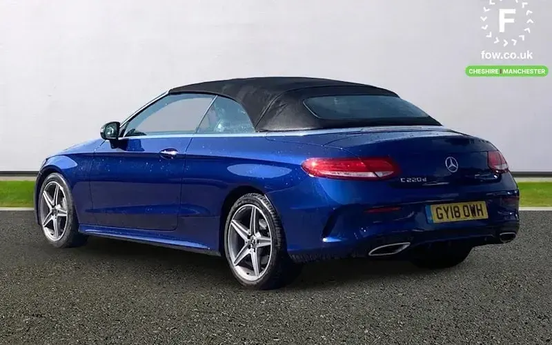 Used Mercedes C220 Active 170 HP (125 kW) 2018 Blue Cabriolet