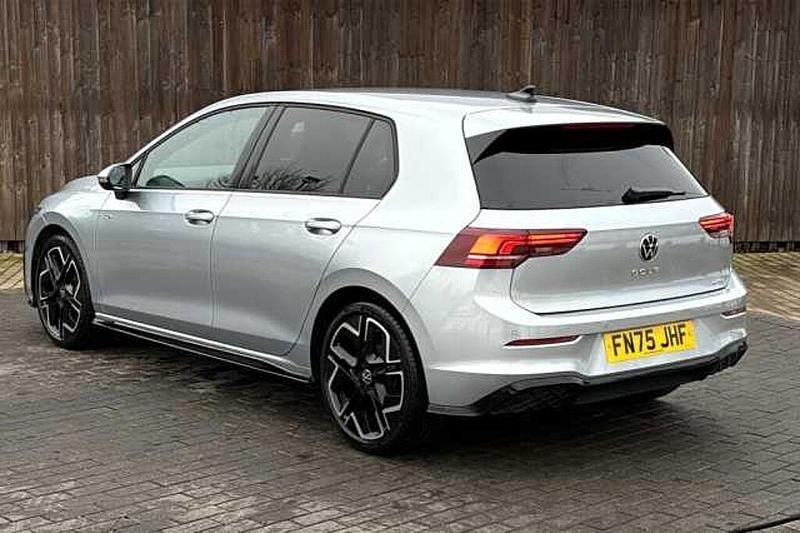 Used VW Golf VIII 150 HP (110 kW) 2025