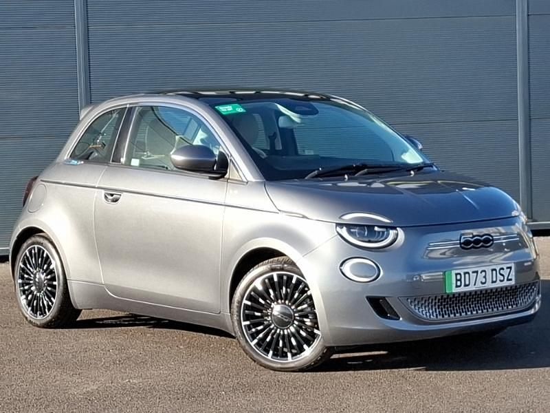 Grey Used 2023 Fiat 500e La Prima Hatchback | £15,498 (Fair price) - Image 1/4