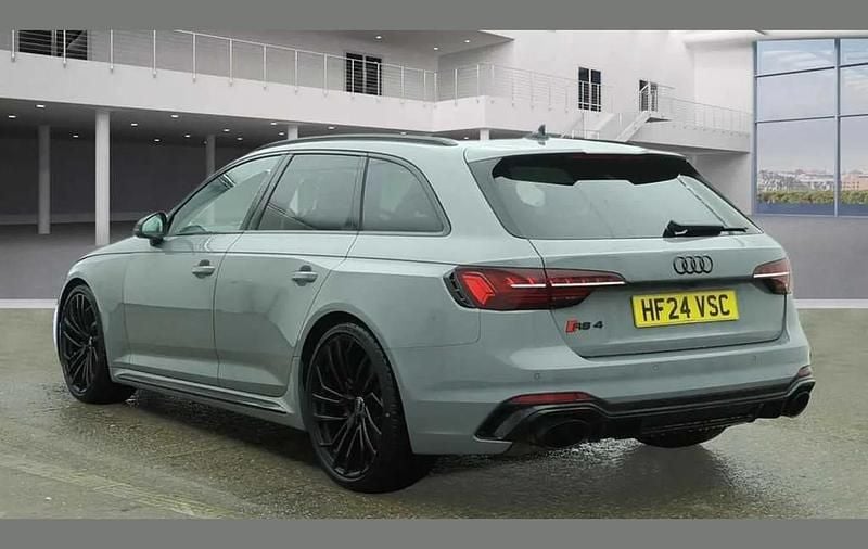 Used Audi RS4 Design 444 HP (326 kW) 2024 Grey Estate