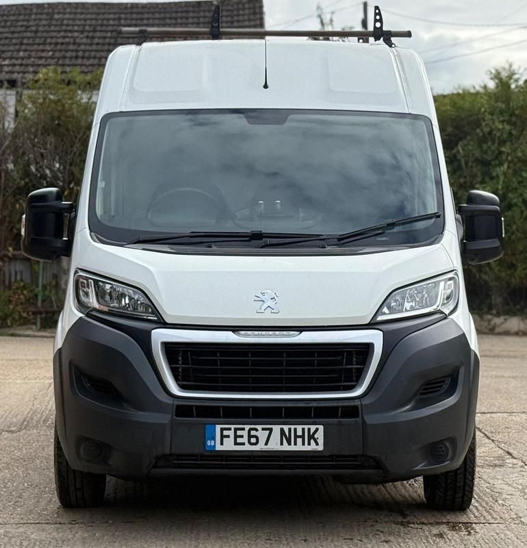 White Used 2018 Peugeot Boxer Van | £7,990 (Good price) - Image 1/2