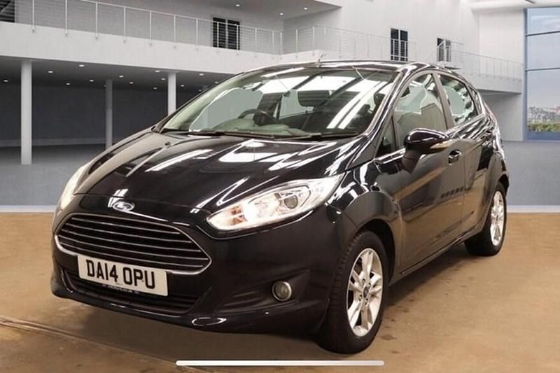 Black Used 2014 Ford Fiesta Zetec Hatchback | £5,495 (Good price) - Image 1/1