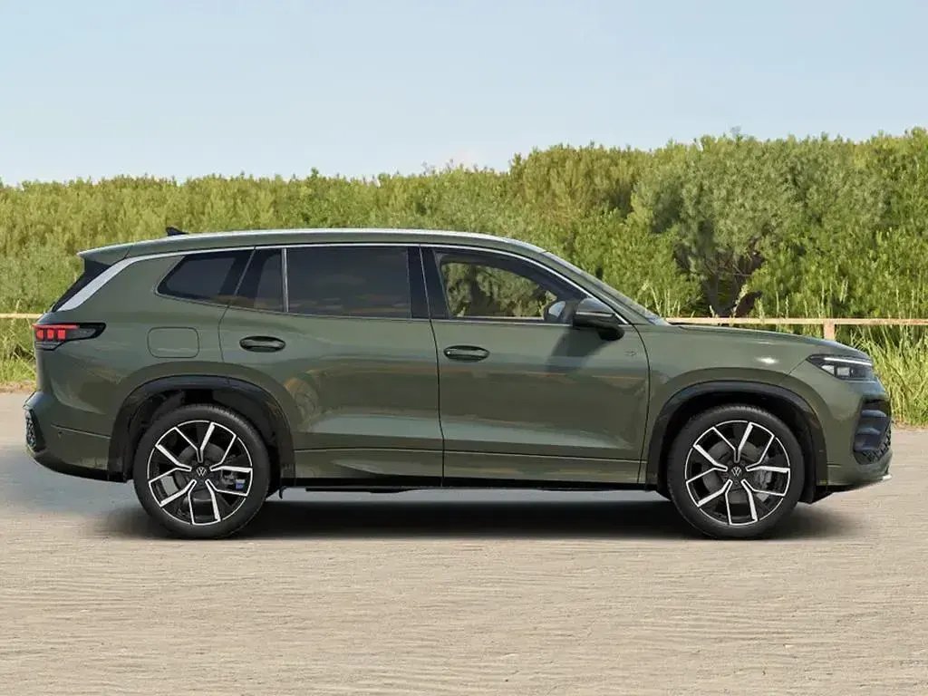 New VW Tayron R-line 2026 Green SUV