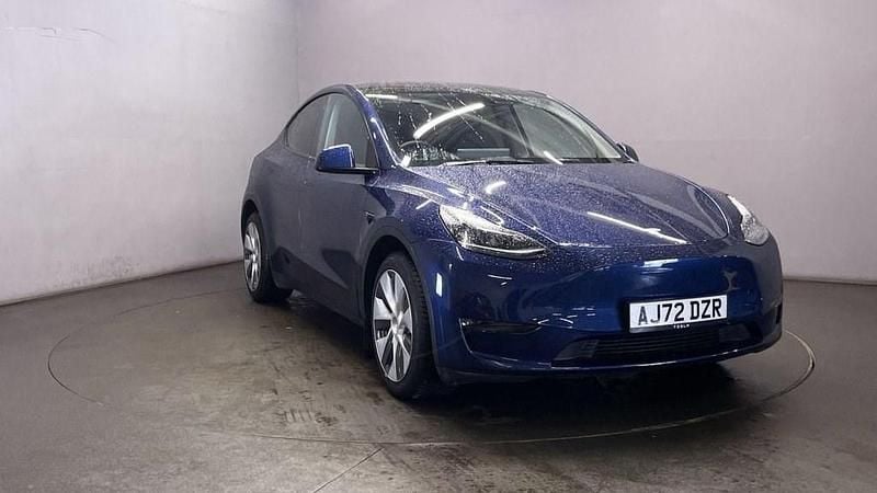 Blue Used 2022 Tesla Model Y Long Range AWD SUV | £24,299 (Fair price) - Image 1/4