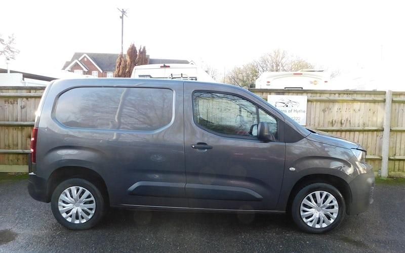 Used Peugeot Partner 102 HP (75 kW) 2021 MPV