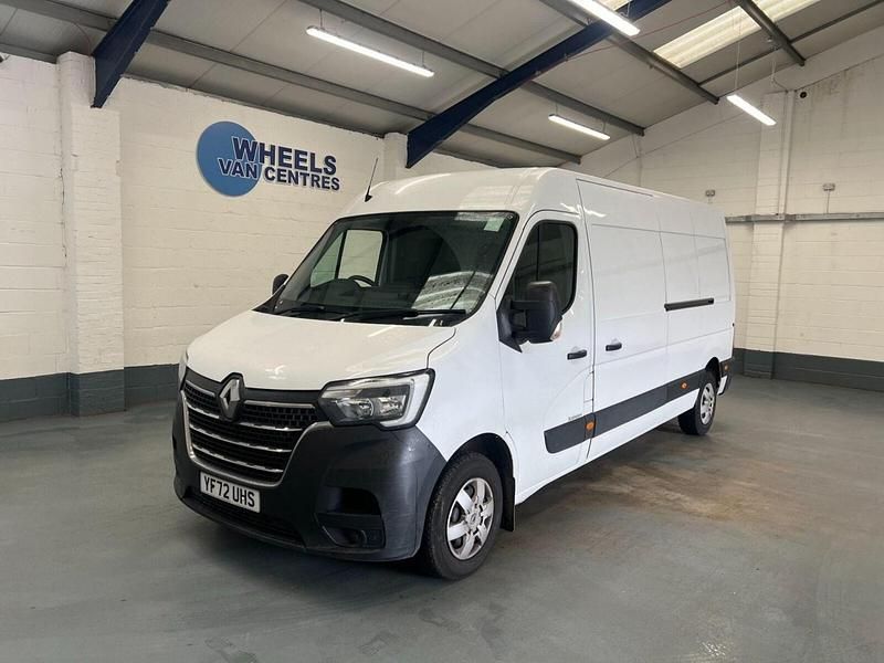 White Used 2023 Renault Master Business Van | £16,190 (Fair price) - Image 1/4