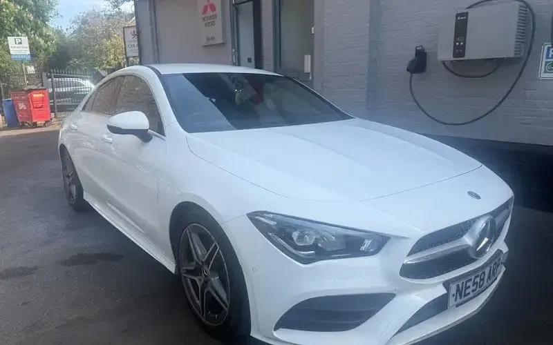 Begagnad Mercedes CLA200 AMG line 163 HK (119 kW) 2022 Sedan