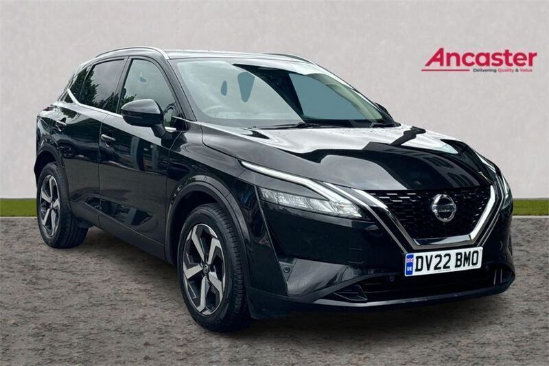 Black Used 2022 Nissan Qashqai N-Connecta SUV | £19,975 (Fair price) - Image 1/4