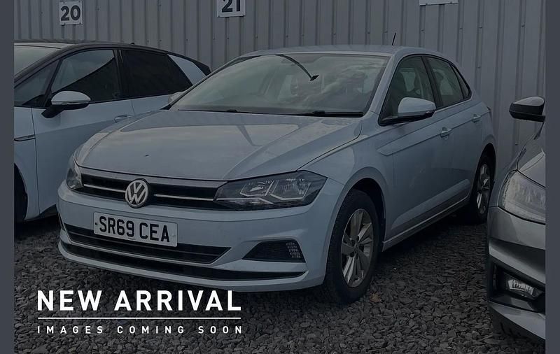 Used VW Polo SE 80 HP (58 kW) 2020 Silver Hatchback