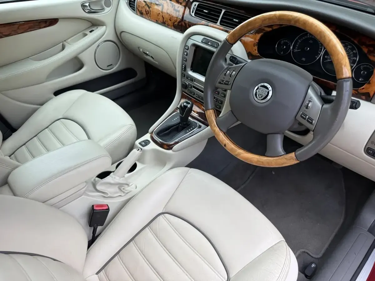Used Jaguar X-type Sovereign 2009 Red Estate