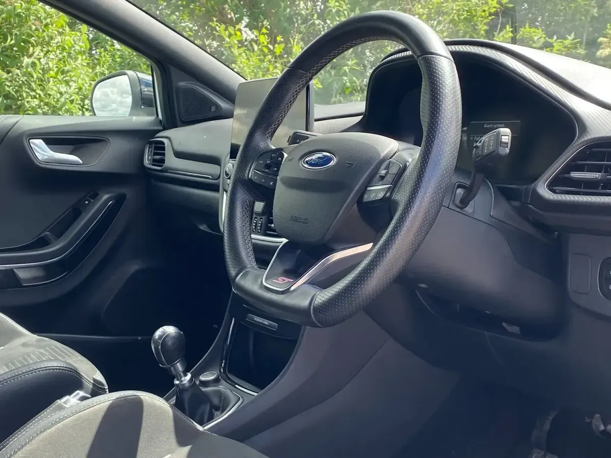 Used Ford Puma ST 200 HP (147 kW) 2021 Frozen white SUV