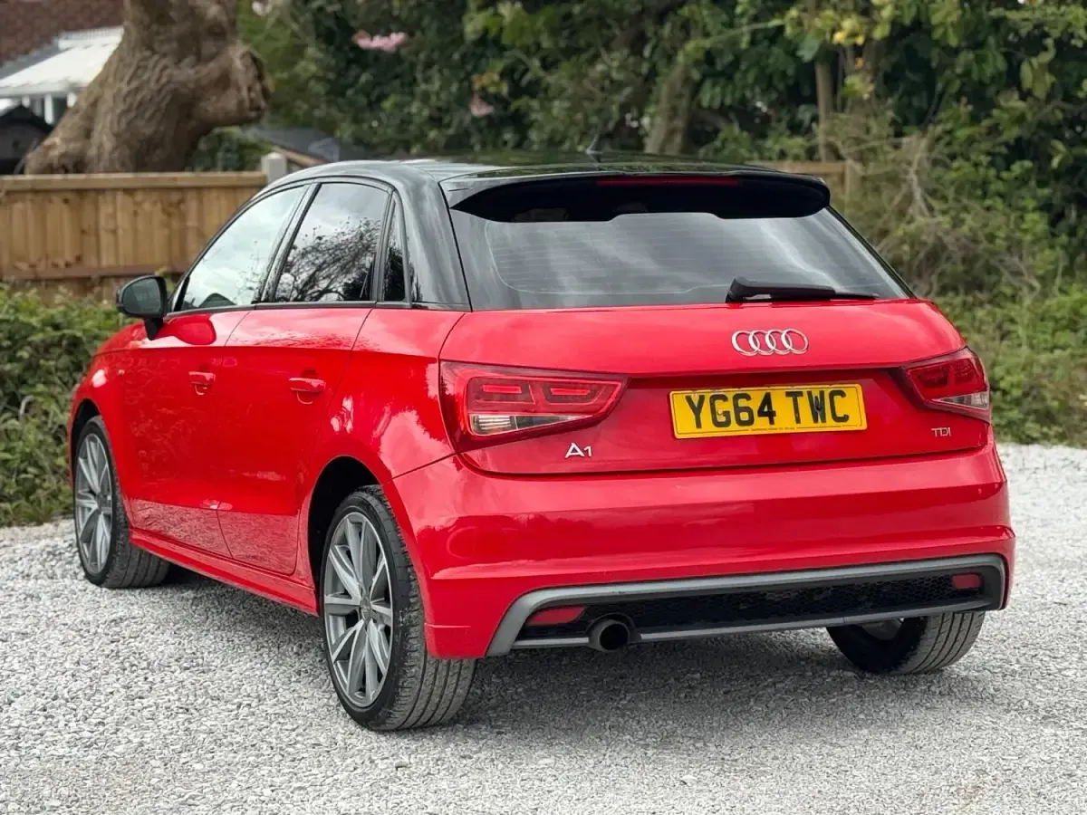 Used Audi A1 Sportback S-Line 105 HP (77 kW) 2014 Red Hatchback