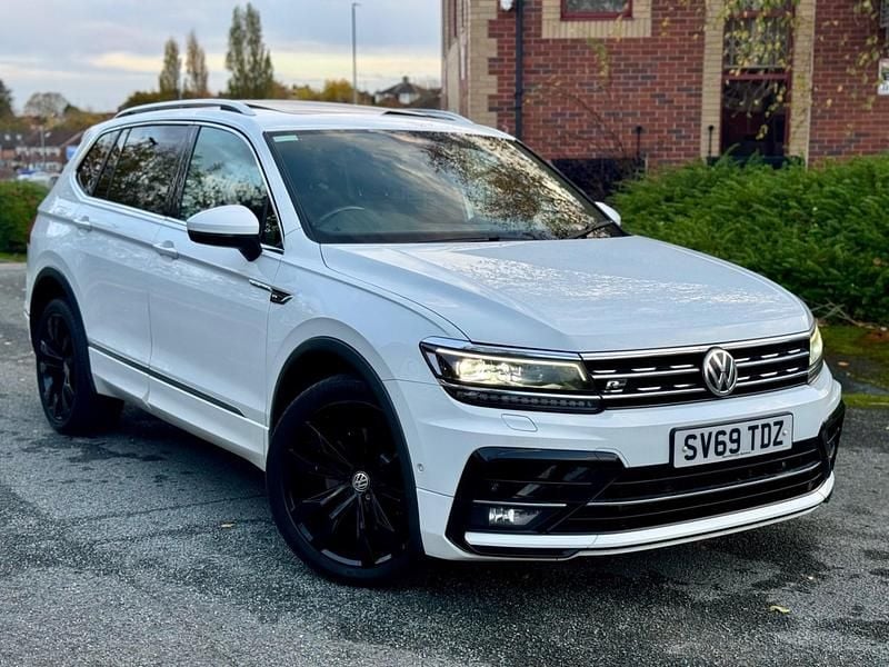White Used 2019 VW Tiguan Allspace R-line SUV | £17,995 (Good price) - Image 1/4