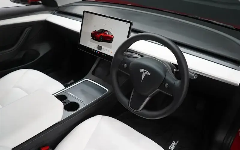 Used Tesla Model 3 Long Range AWD 258 kW (351 HP) 2023 Sedan