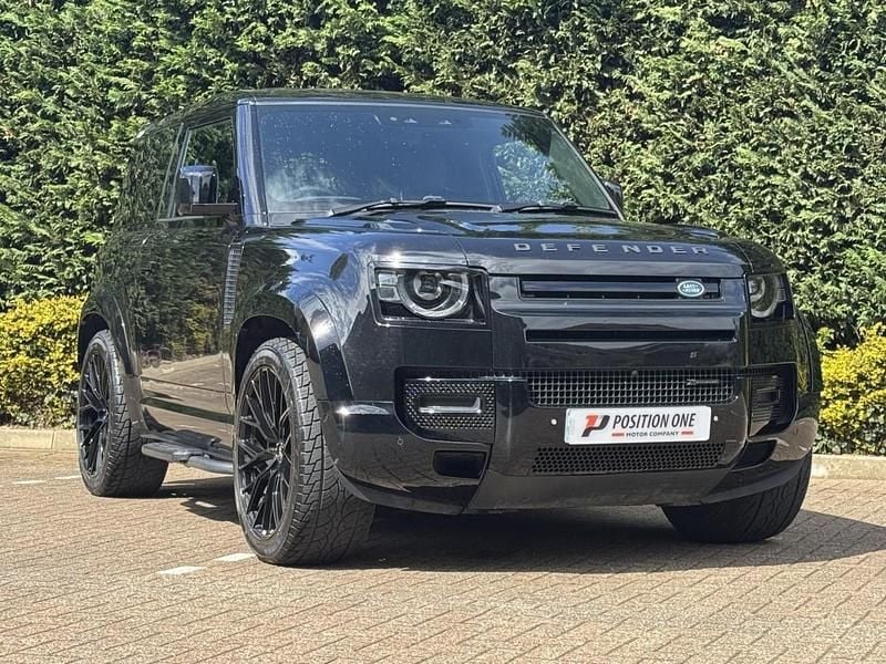 Usado Land Rover Defender SE 250 HP (183 kW) 2024 Preto SUV