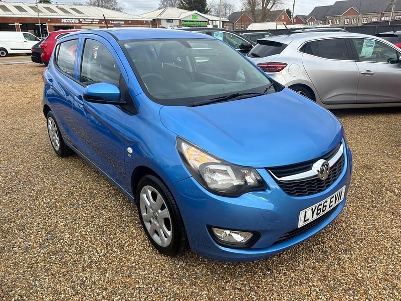 Used Vauxhall Viva 75 HP (55 kW) 2016 Blue Hatchback