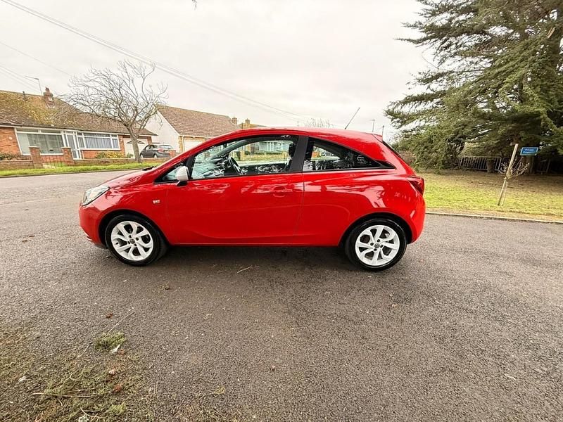 Used Vauxhall Corsa 75 HP (55 kW) 2016 Red Hatchback
