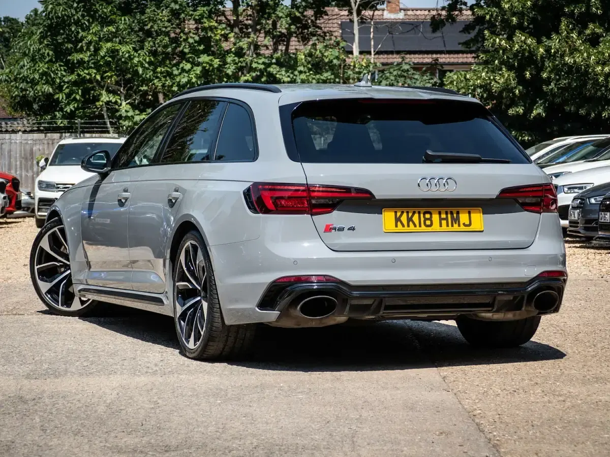 Used Audi RS4 Premium 450 HP (330 kW) 2018 Grey Estate
