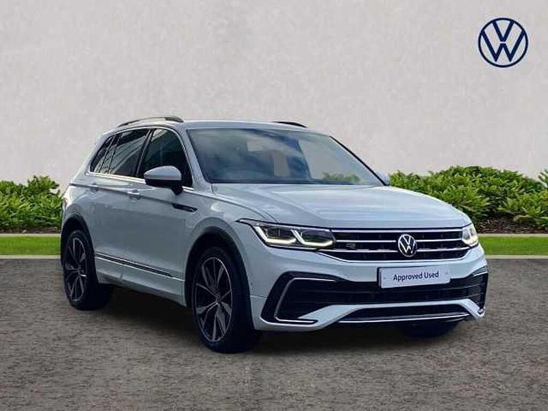 White Used 2023 VW Tiguan R-line SUV | £27,500 (Fair price) - Image 1/4