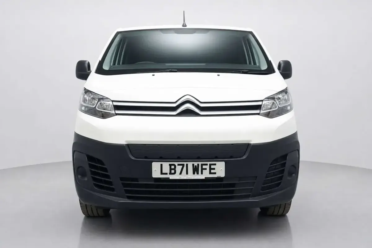 Used Citroën Dispatch 75 kW (102 HP) 2021 White MPV