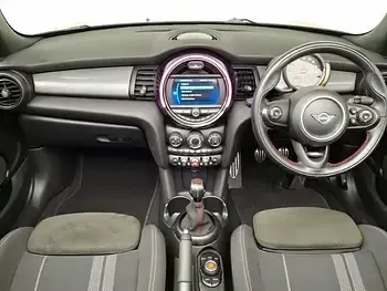 Used Mini Cooper Cabriolet Sport 136 HP (100 kW) 2019 Orange Cabriolet