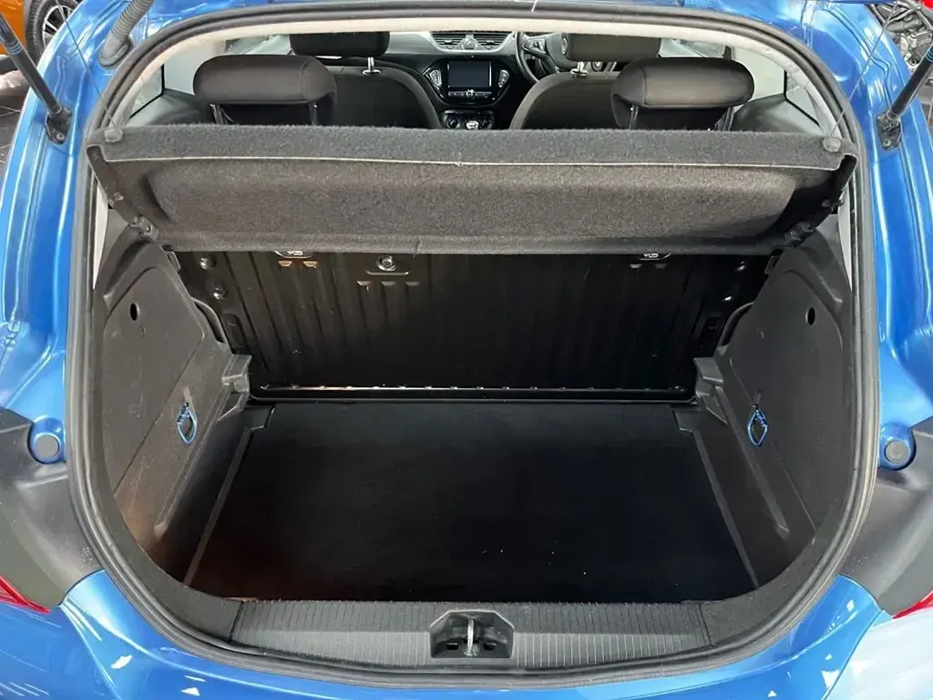 Używany Vauxhall Corsa 75 KM (55 kW) 2019 Niebieski Hatchback