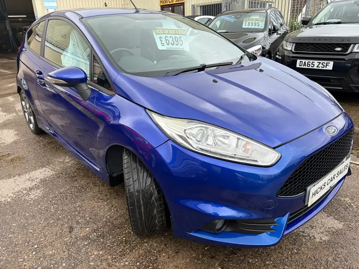 Used Ford Fiesta ST 2015 Blue Hatchback