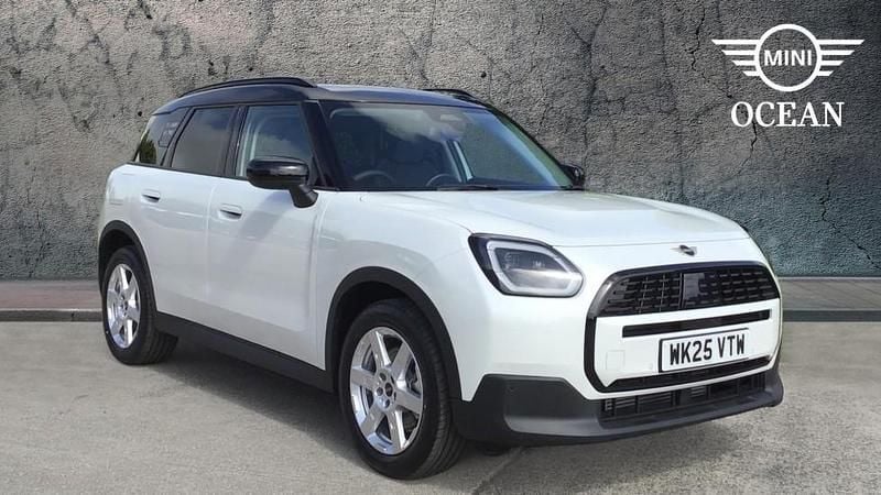 White Used 2025 Mini Countryman SUV | £30,900 (Good price) - Image 1/4