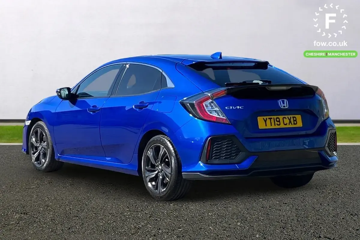 Second-hand Honda Civic SR 126 CP (92 kW) 2019 Albastru Hatchback