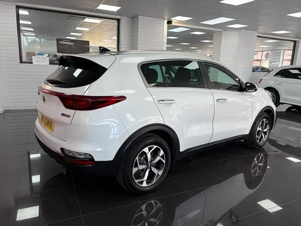 Used Kia Sportage 134 HP (98 kW) 2020 White SUV