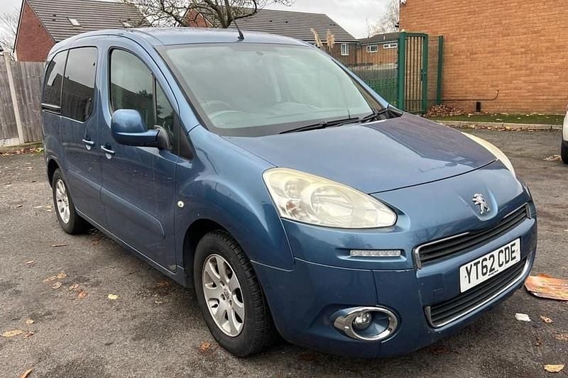 Blue Used 2012 Peugeot Partner Tepee S MPV | £3,295 (Fair price) - Image 1/1