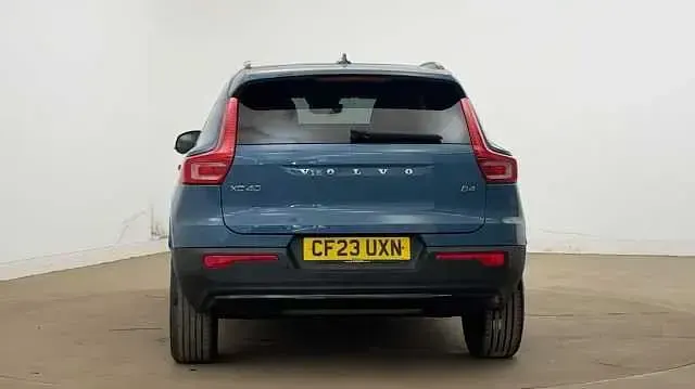 Used Volvo XC40 Ultimate 197 HP (144 kW) 2023 Blue SUV
