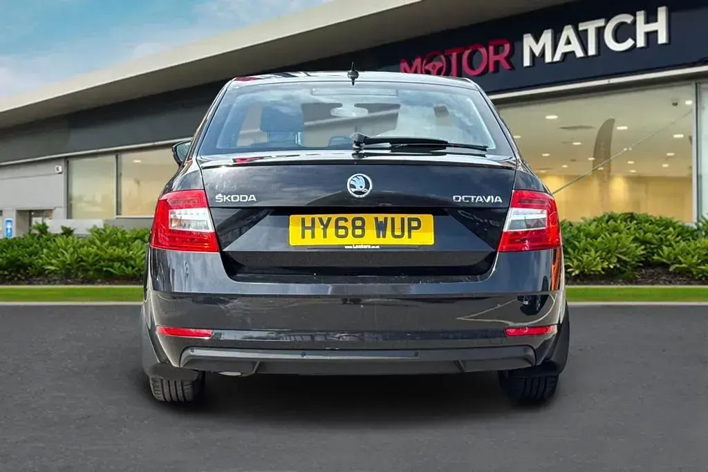 Used Skoda Octavia SE Technology 150 HP (110 kW) 2018 Black Hatchback