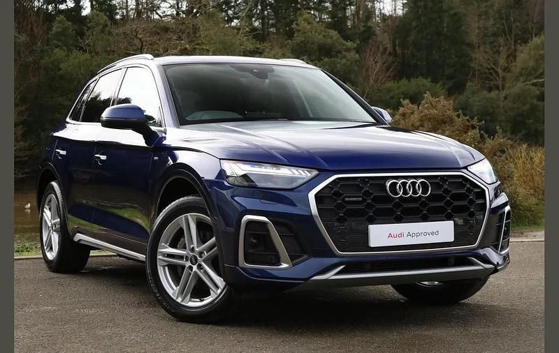 Used Audi Q5 S-Line 261 HP (191 kW) 2023 Blue SUV