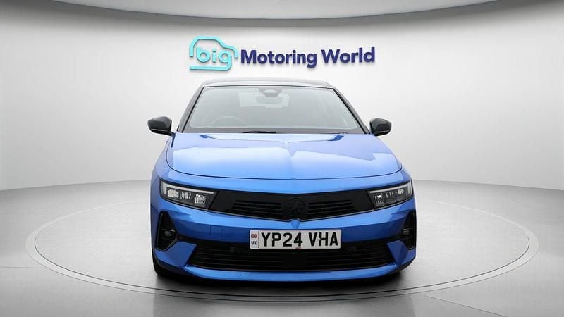 Used Vauxhall Astra S 131 HP (96 kW) 2024 Blue Estate