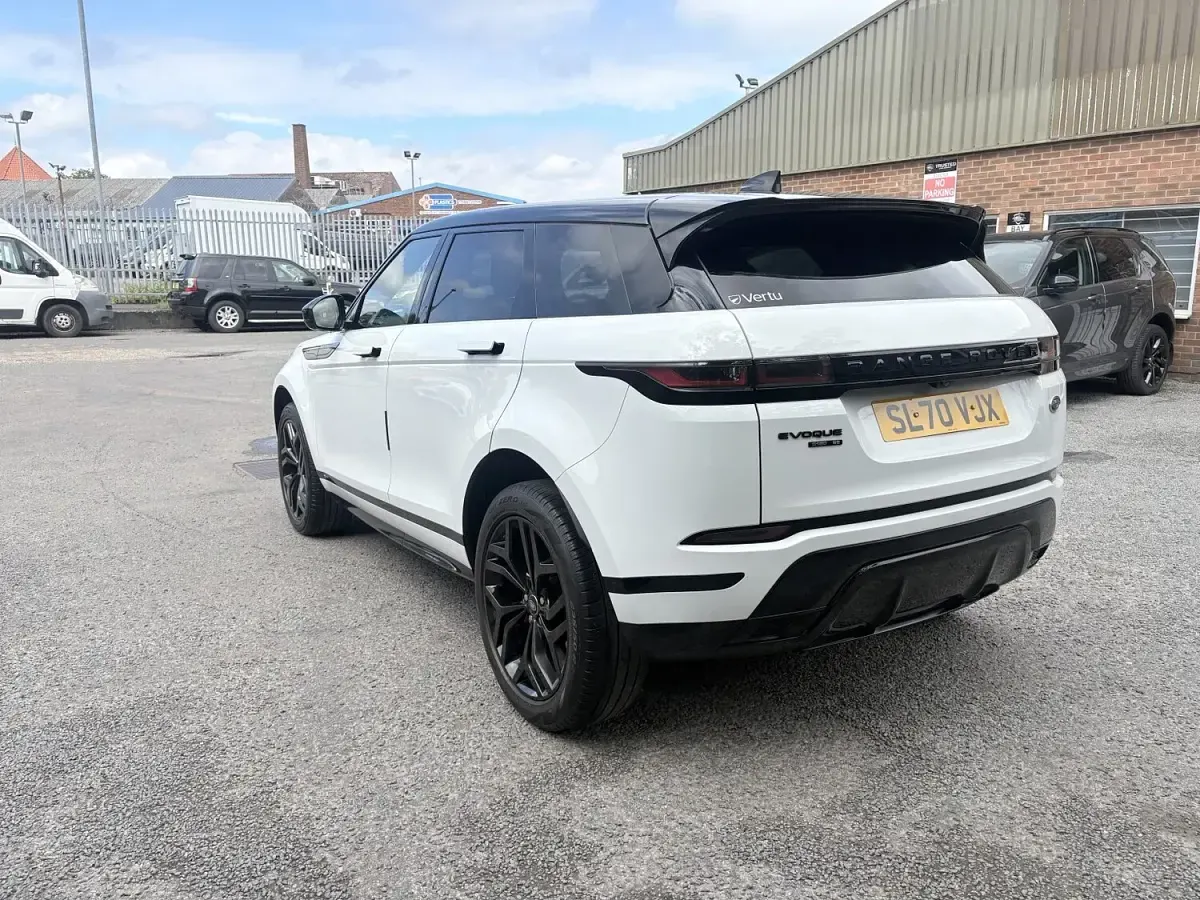 Used Land Rover Range Rover evoque SE Dynamic 2020 White SUV